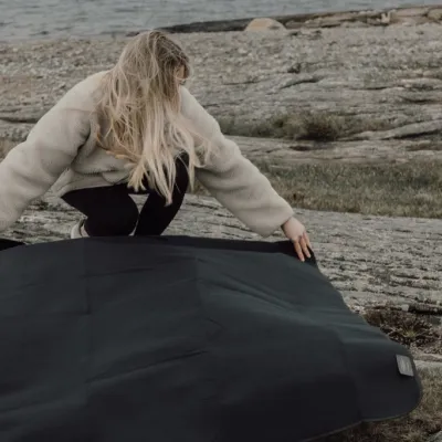 VINGA Baltimore RCS picnic blanket