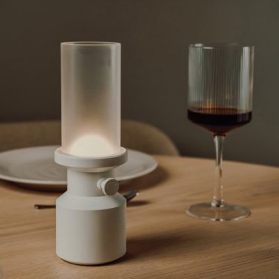 VINGA Niori RCS table lamp