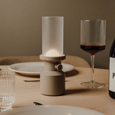 VINGA Niori RCS table lamp