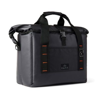 Nordic Drift RCS water-repellent cooler tote 22L