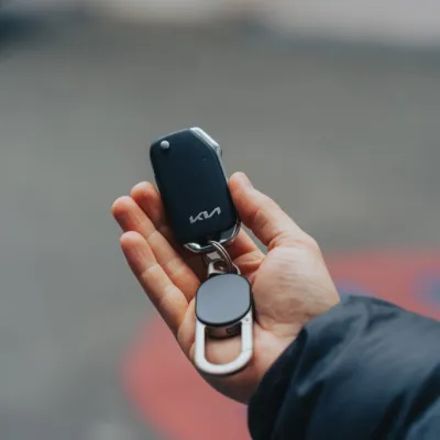 Keyfinder Dual keychain with worldwide locating