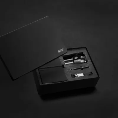 Swiss Peak RCS certified deluxe business gift set w/ tumbler