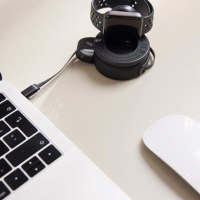 VINGA Baltimore RCS 2-in-1 Wireless 15W Travel Charger