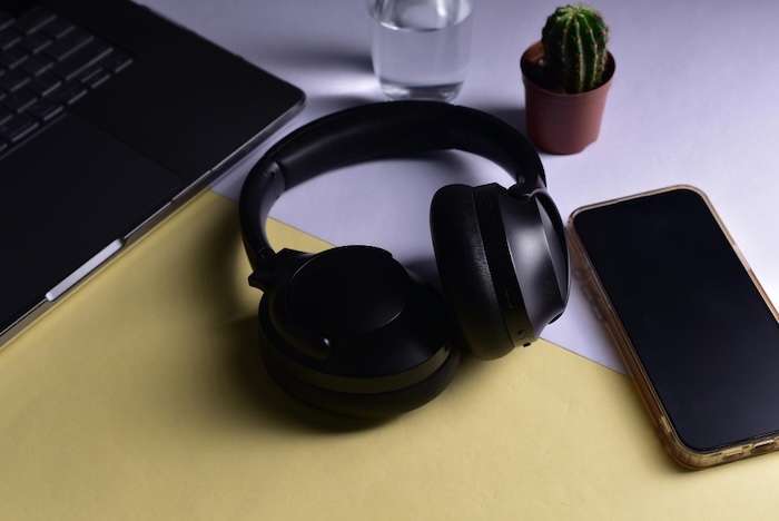 idealan poklon za početak rada nove firme- slušalicee